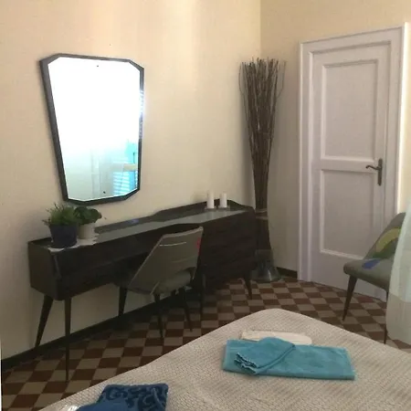 Casa Di Bianca Attico Panoramico A Centro *