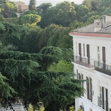 Casa Di Bianca Attico Panoramico A Centro