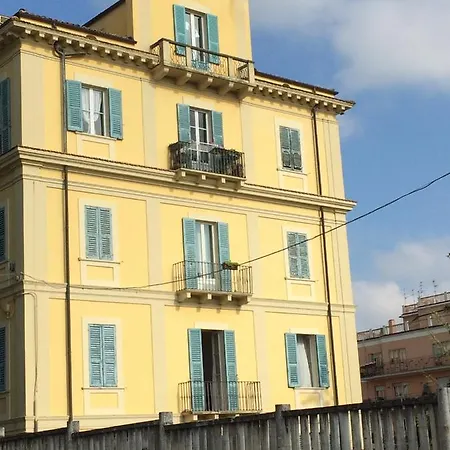 Casa Di Bianca Attico Panoramico A Centro